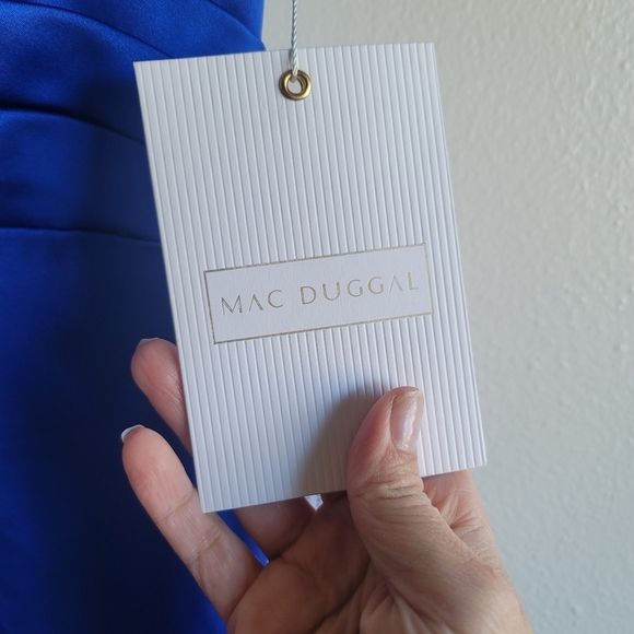 Ieena for Mac Duggal, Plunging Faux Wrap Sleeveless Evening Gown, Royal. Size 10 - Picture 12 of 14